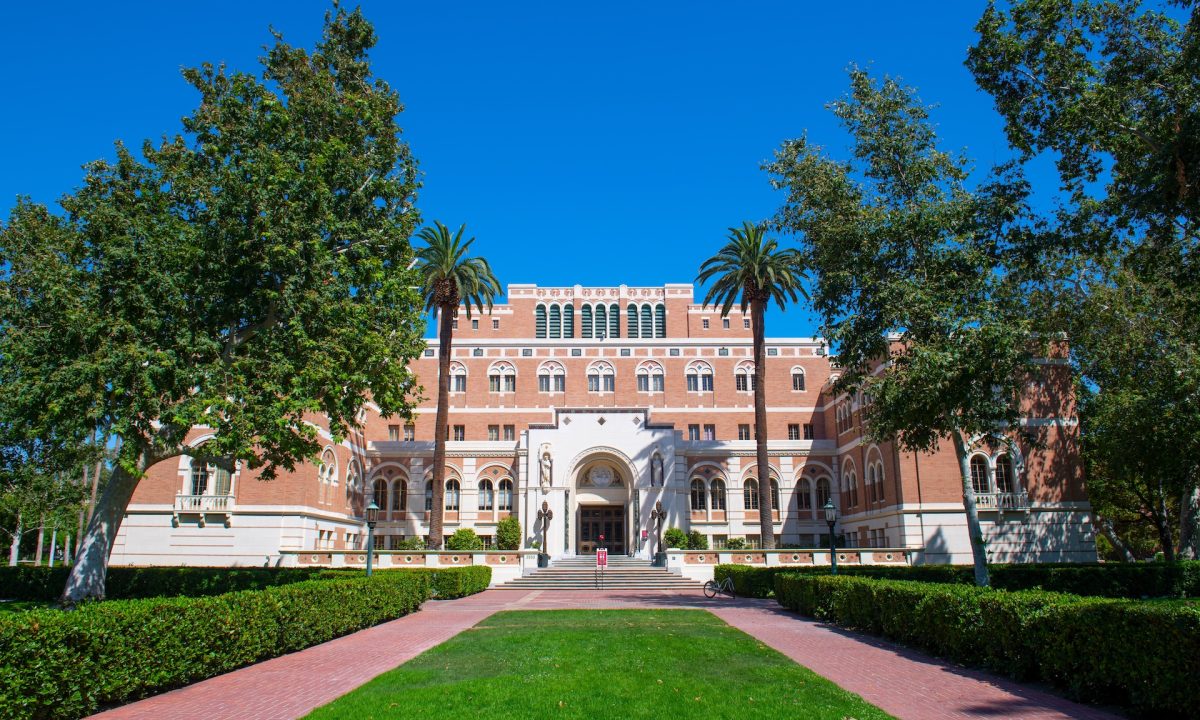 Edward L. Doheny Jr. Memorial Library on University of Southern California (USC) in downtown Los Angeles, California CA, USA. ; Shutterstock ID 2409179005; other: -; purchase_order: -; client: -; job:
